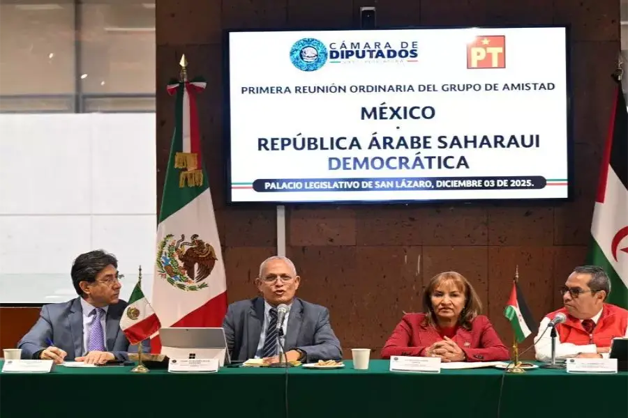 El Embajador de la República Árabe Saharaui Democrática (RASD) en México, Omar Bulsan, fue recibido en la Cámara de Diputados mexicana por el Grupo de Amistad México–RASD
