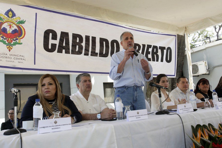 Nasry “Tito” Asfura en primera posición con el 84,52% de las actas escrutadas.