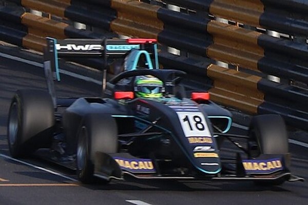 La piloto alemana Sophia Flörsch , en el gran premio de Macao