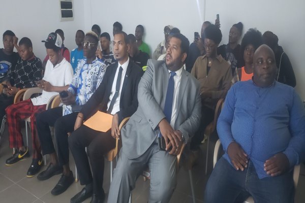 Asistentes en el Centro Cultural Ruso. Malabo