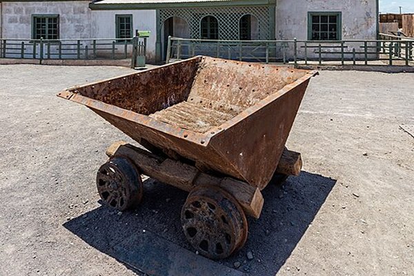 Vagón de minerales abandonado